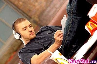 Justin Timberlake – I’m Lovin’ It – Videoclip si versuri