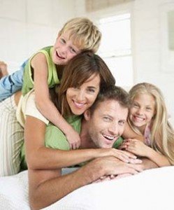 de-ce-copiii-mint-parintii