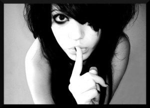 dupa-scris-iti-dai-seama-daca-iubeste-sau-nu