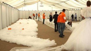 rochia-de-mireasa-cu-trena-de-1579-metri