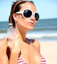 coafurile-pentru-plaja-vara-la-mare-2009