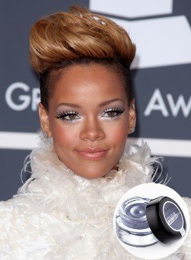 Tunsori stil Rihanna (Video)