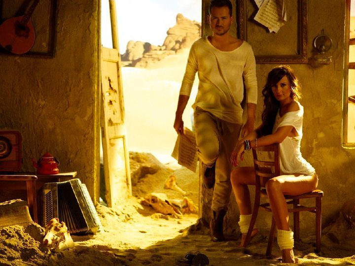 Vezi clipul piesei „Desert Rain” – Edward Maya feat. Vika Jigulina