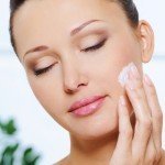 3 măsti nutritive făcute in casă pentru ingrijirea feței pe timpul iernii