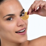 12 Trucuri si remedii casnice pentru prevenirea naturala a ridurilor