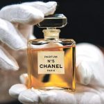 Lectia de istorie a modei: adevarul din spatele Chanel nr.5
