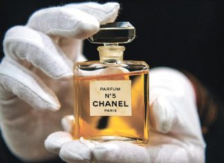 Lectia de istorie a modei: adevarul din spatele Chanel nr.5