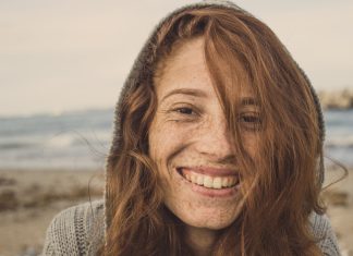 200 Citate Despre Zambet – Citate Celebre