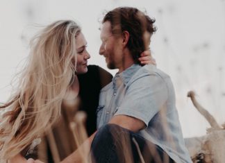 De ce sunt atrasi barbatii la o femeie? 30 de lucruri de care sa tii cont