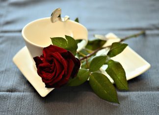 100+ Mesaje de buna dimineata pentru el