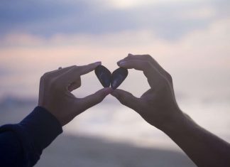 Nu te simti pregatita sa-i spui „Te iubesc”? Iata cum sa raspunzi cand un tip iti spune aceste cuvinte pentru prima data