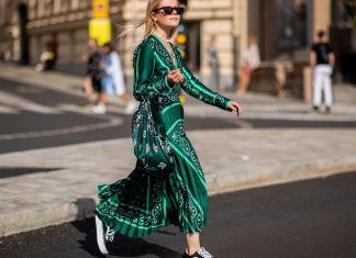 Tenisi pentru a uita de tocuri. Iata ce sa porti pentru a fi in tendinte in 2022