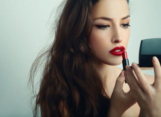 Cum sa-ti gasesti nuanta perfecta de ruj rosu