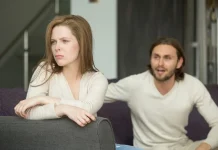 13 semne ca esti intr-o relatie posesiva